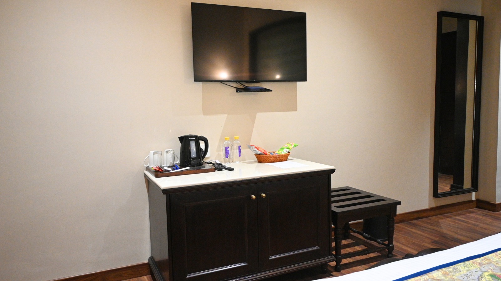 WhatsApp Image 2026-02-11 at 08.27.05